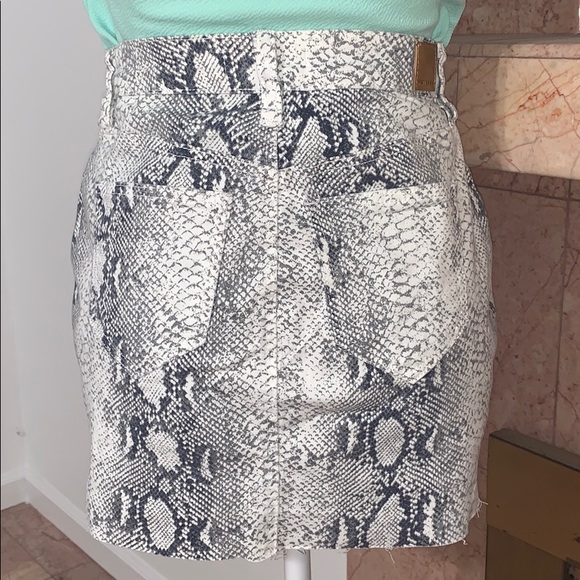 Snake Print Skirt - Picture 2 of 2